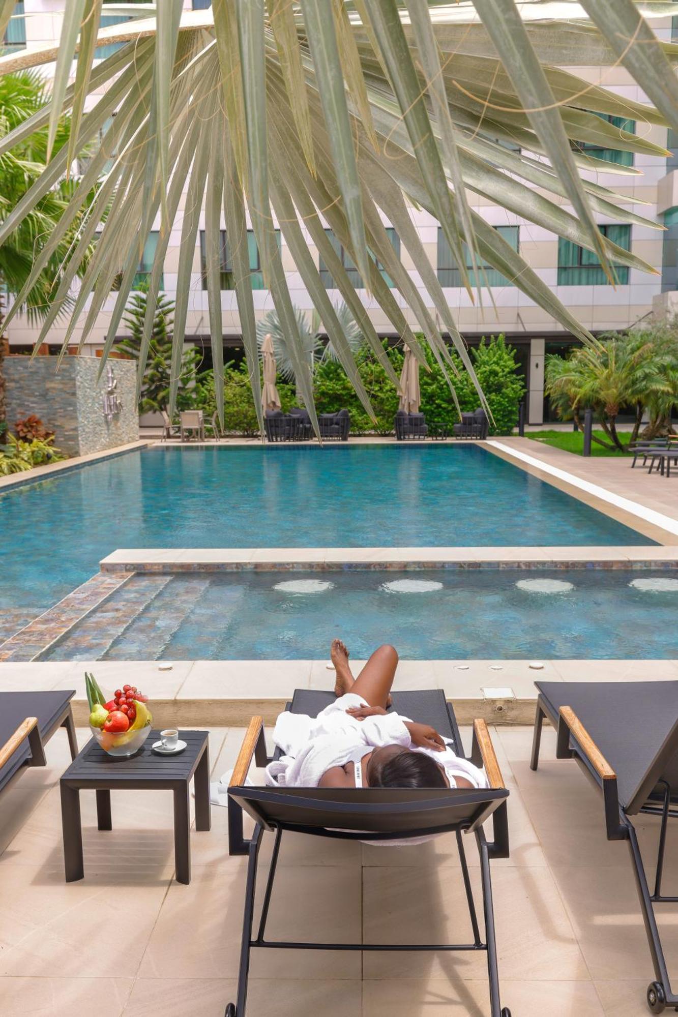 Byblos Hotel Abidjan Exterior foto