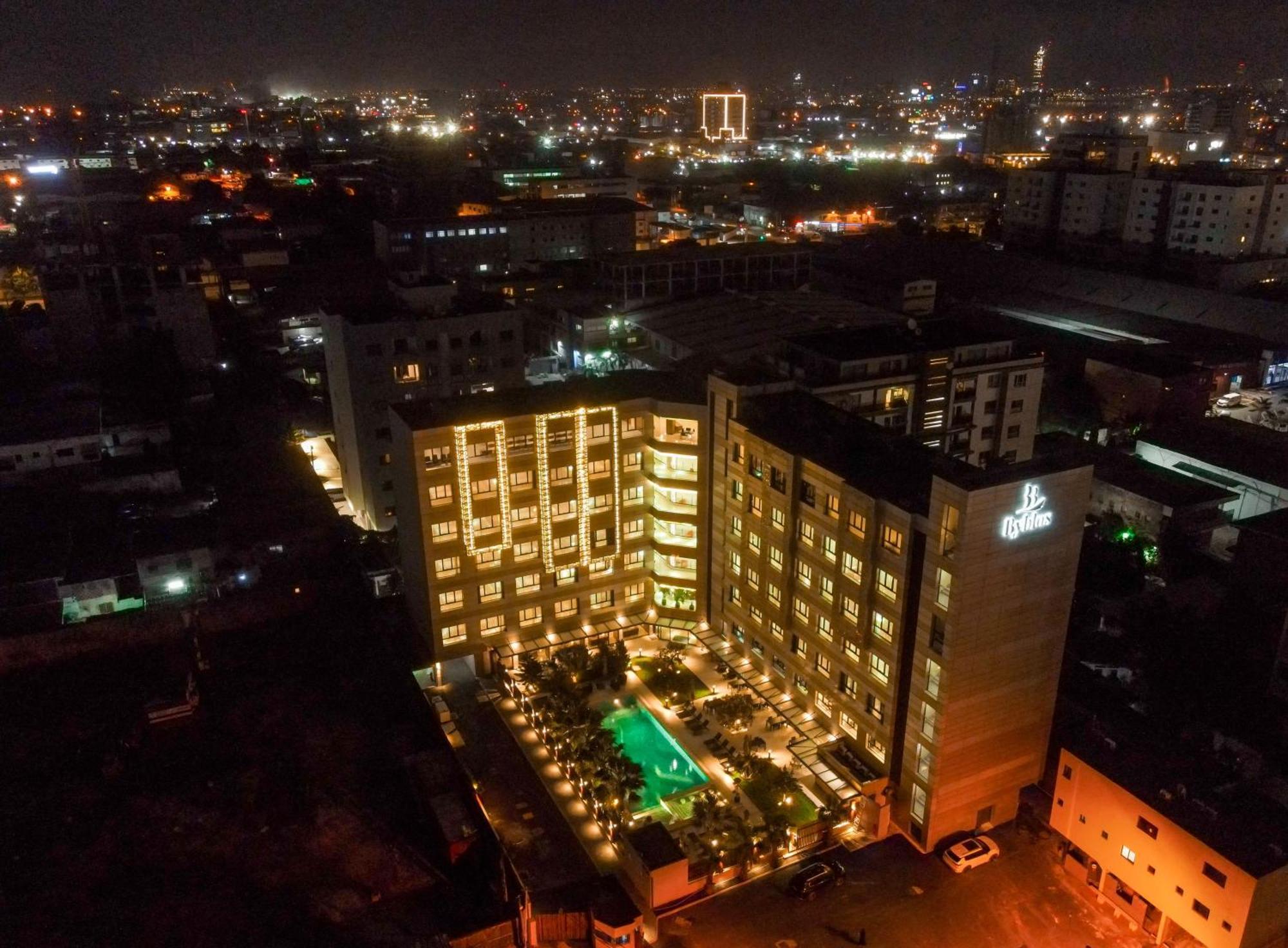 Byblos Hotel Abidjan Exterior foto